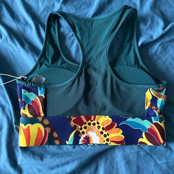 Floral Sports Bra - Picture 2 of 3